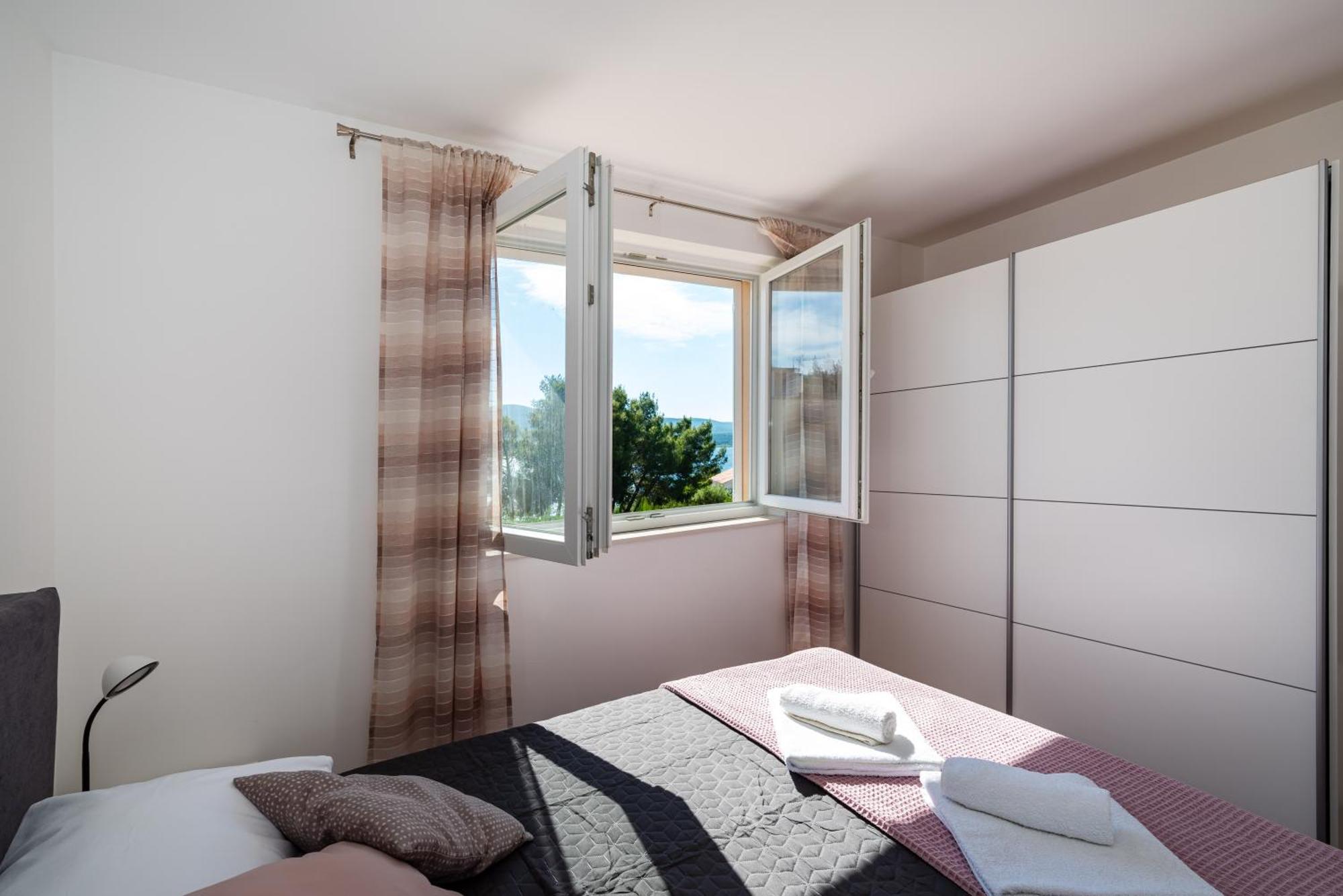 Apartmani Lelu Pridraga Exterior foto